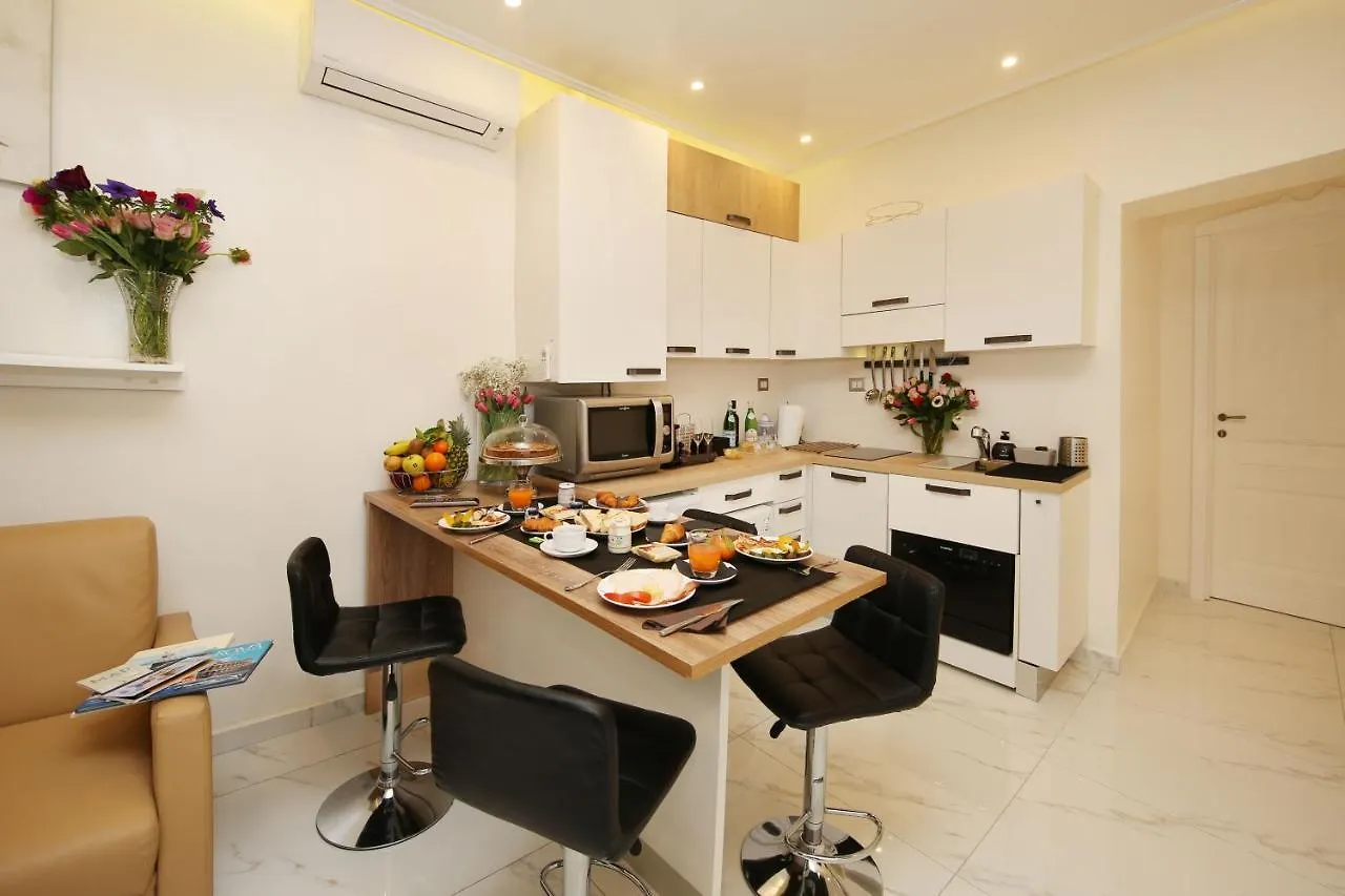 La Maisonnette Tritone Trevi Apartment Rom