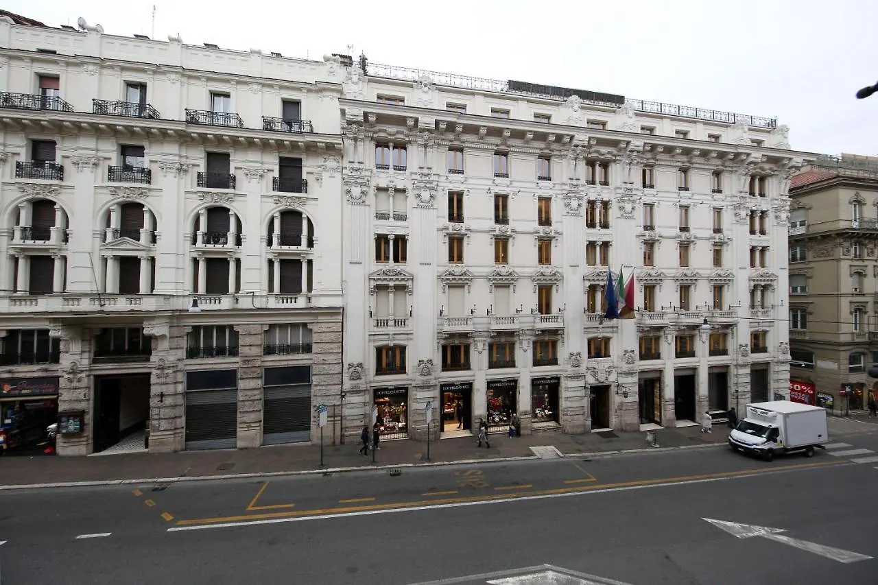 La Maisonnette Tritone Trevi Apartment Rom