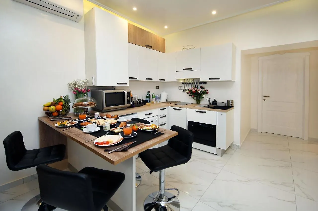 La Maisonnette Tritone Trevi Apartment Rom