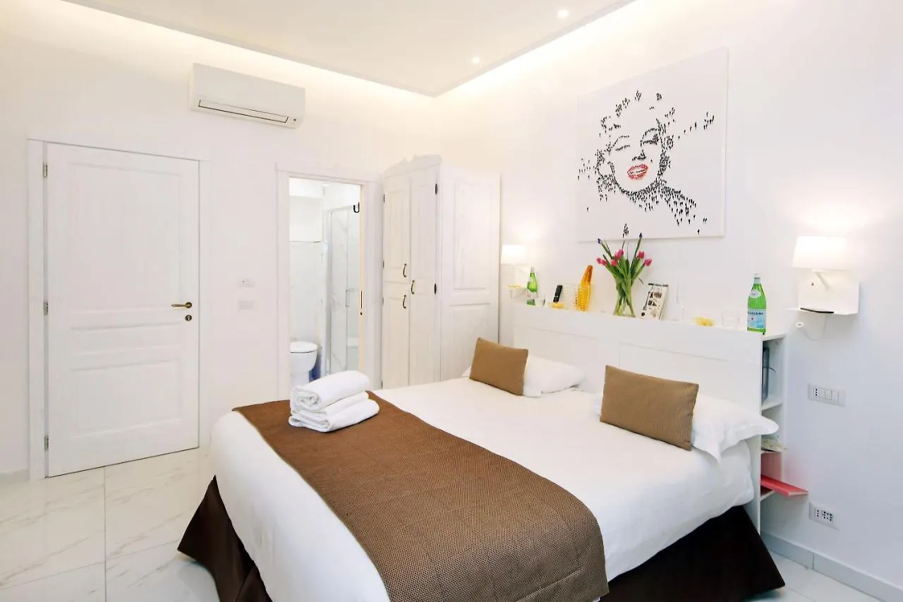 La Maisonnette Tritone Trevi Apartment Rom